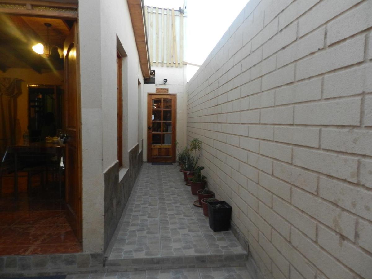 Hostal Illari San Pedro de Atacama Exteriör bild